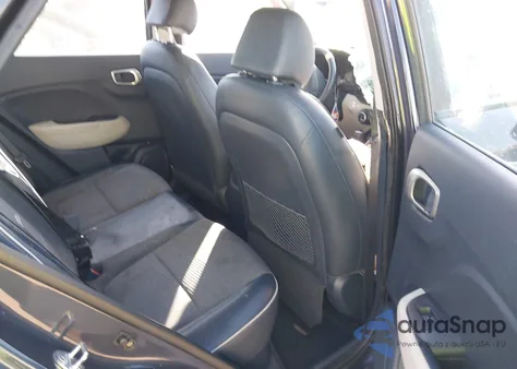 2021 Hyundai Venue Denim z USA, uszkodzony, nr VIN KMHRC8A35MU090374